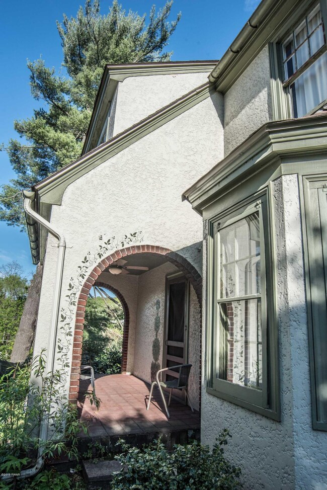 345 Broad St, Honesdale, PA 18431 - photo 6