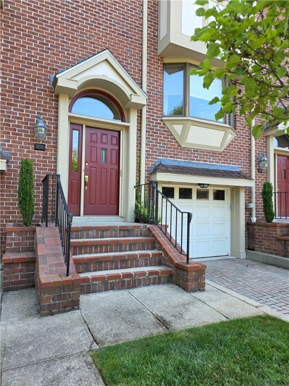 203 Dean Ridge Ct, Cranston, RI 02920 - photo 2