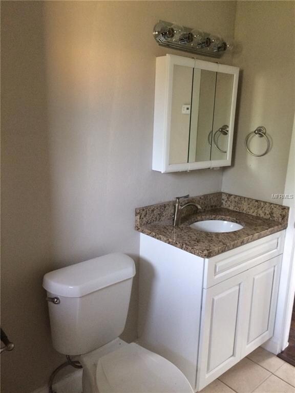 39014 Kirkland Dr, Zephyrhills, FL 33542 - photo 4