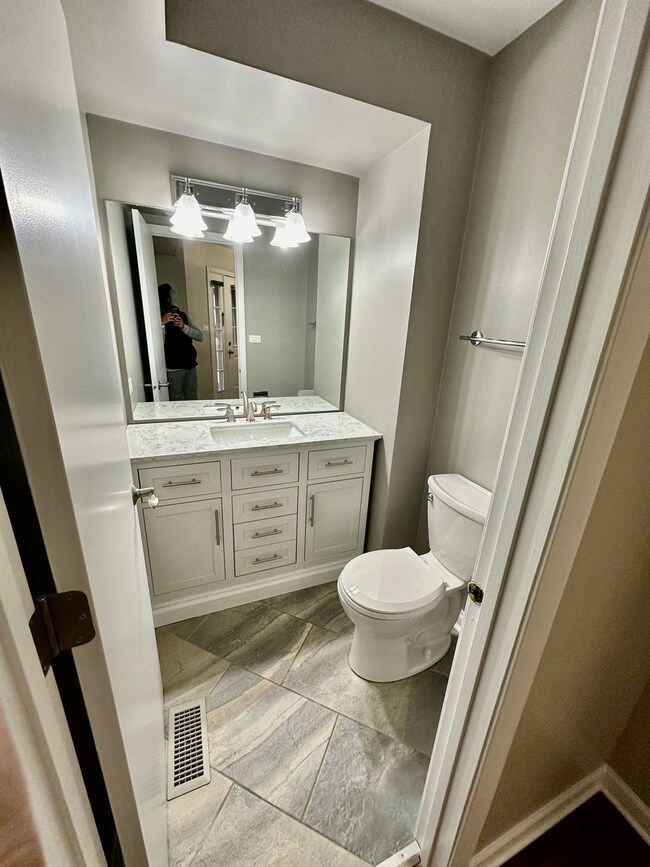 958 Butter Creek Ct unit 6ND, Hoffman Estates, IL 60169 - photo 4