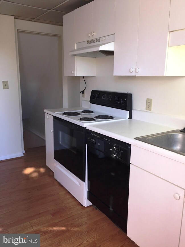 3621 S Taylor St unit 914, Arlington, VA 22206 - photo 7