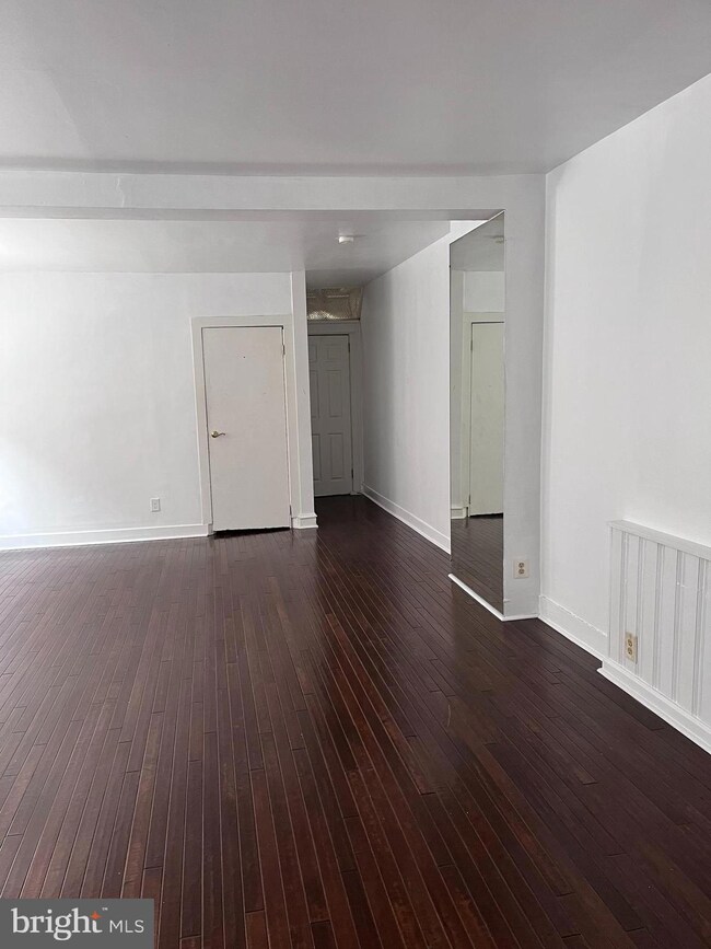 8902 W Chester Pike unit 2ND FLOOR REAR, Upper Darby, PA 19082 - photo 7