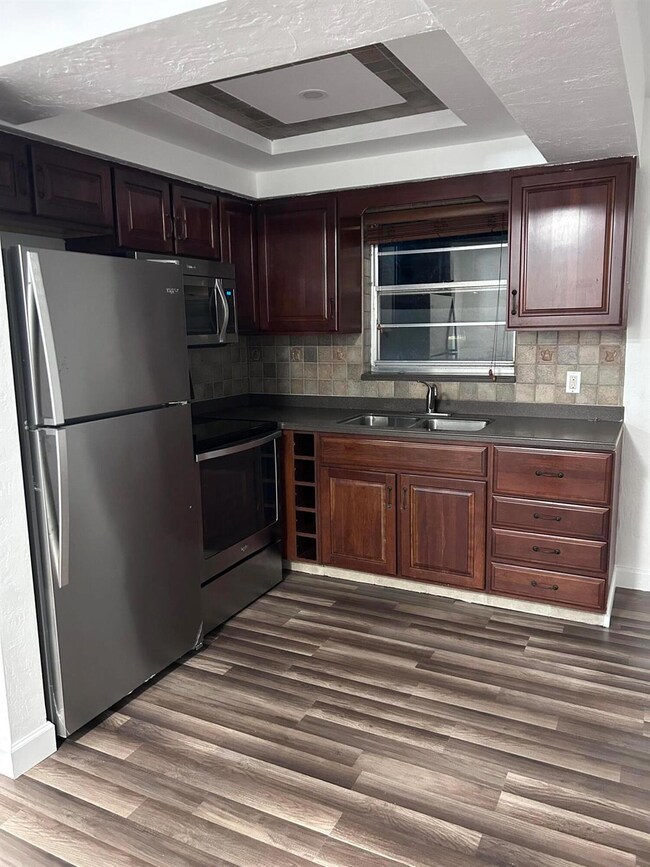 285 Windsor M, West Palm Beach, FL 33417 - photo 3