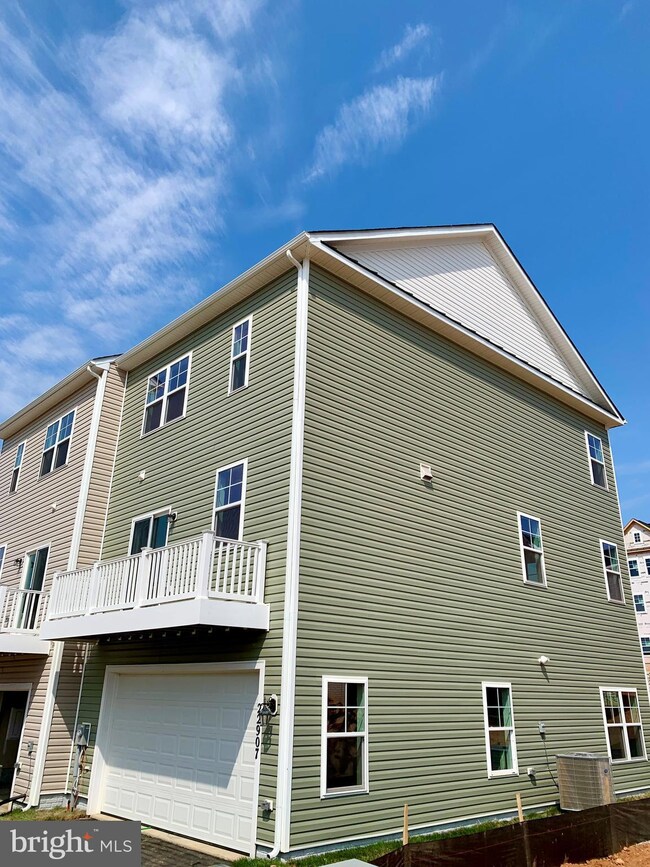 22907 Mater Way, Clarksburg, MD 20871 - photo 2