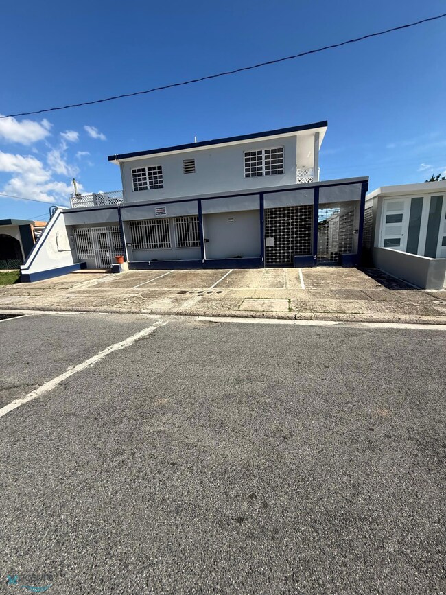 13 8 unit 13-21, Bayamón, PR 00959 - photo 5