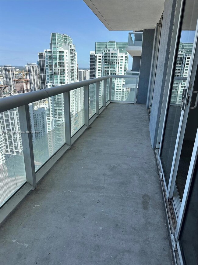 50 Biscayne Blvd unit 4807, Miami, FL 33132 - photo 4