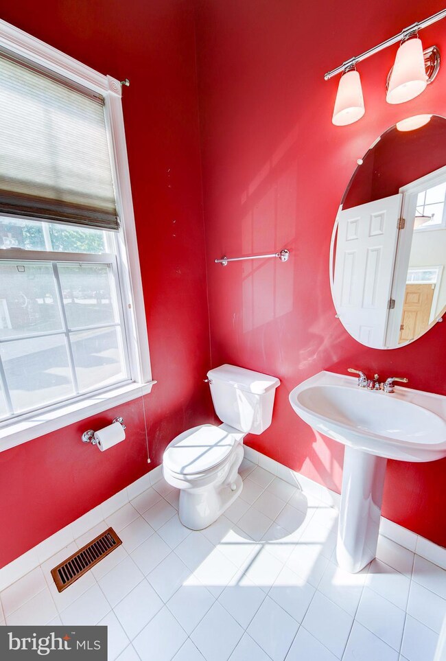 20857 Pitt Terrace, Sterling, VA 20165 - photo 5