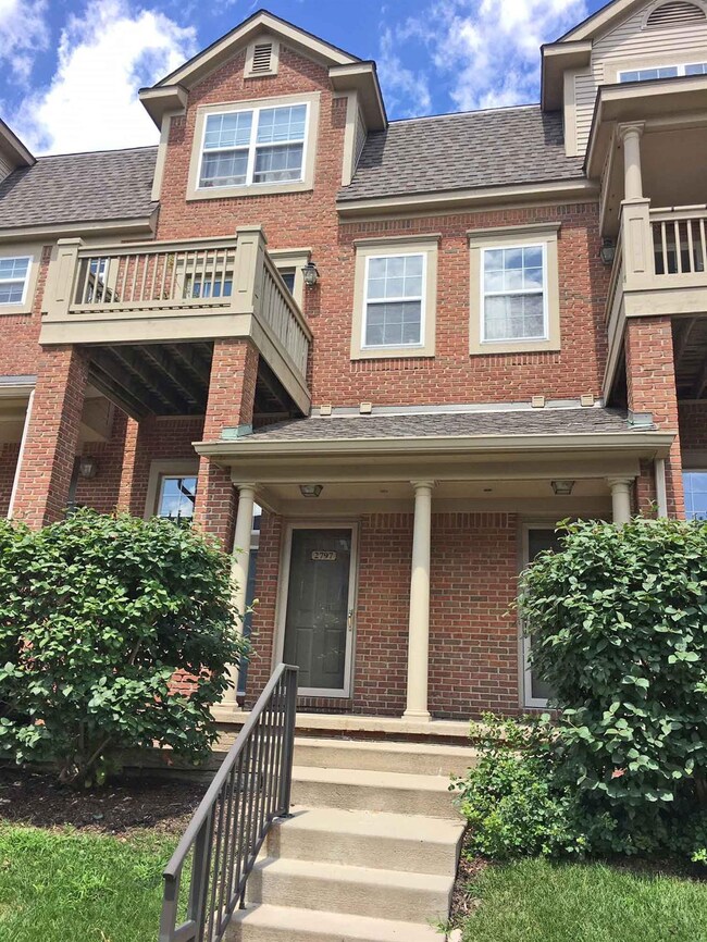 2797 Barclay Way, Ann Arbor, MI 48105 - photo 2