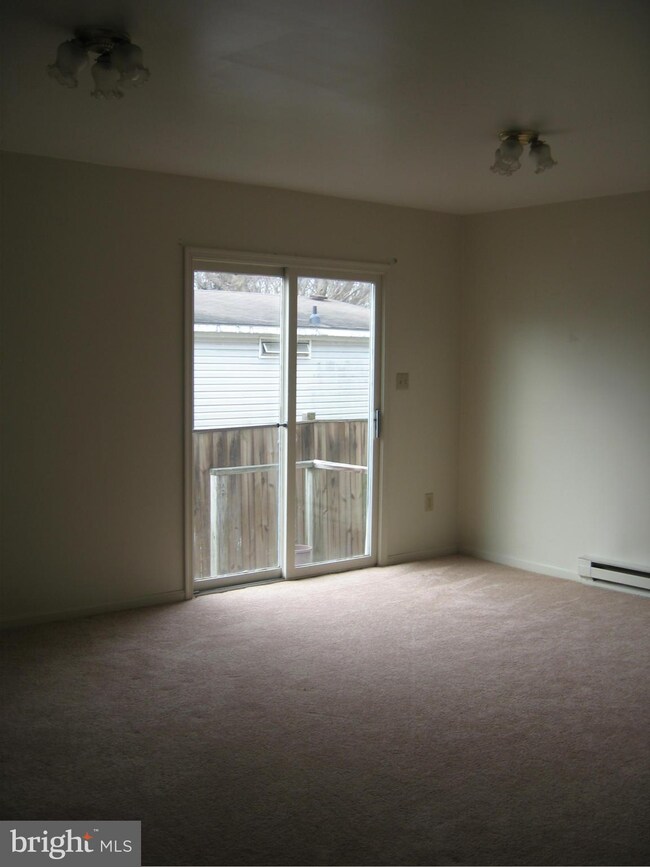 13 Mason Ct unit 2, Shepherdstown, WV 25443 - photo 3