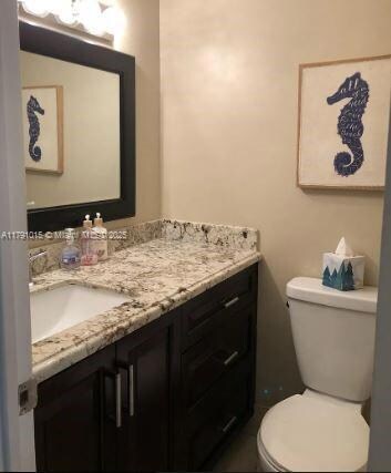 1/2 Bath