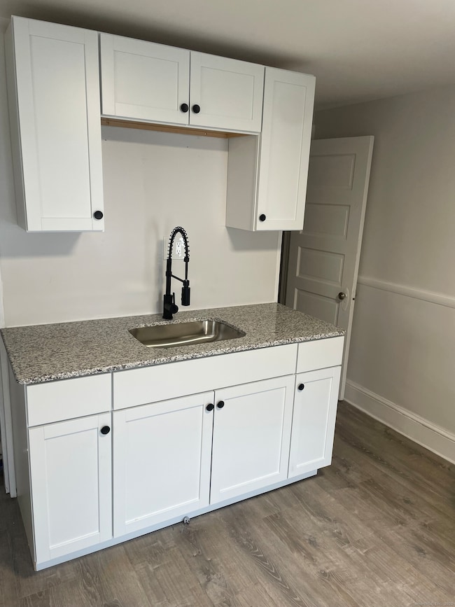 47 William St, East Hartford, CT 06108 - photo 5