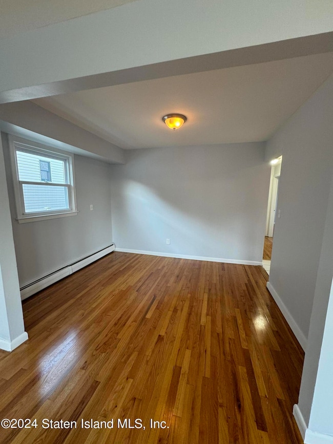 15 Spratt Ave unit 1, Staten Island, NY 10306 - photo 4