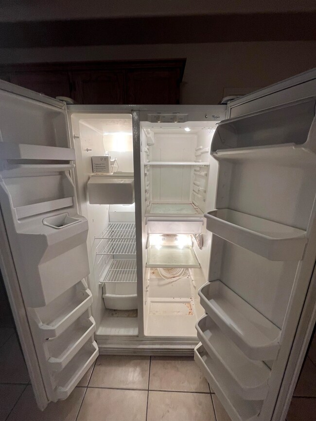 2803 Bayard St unit 6, Laredo, TX 78046 - photo 7