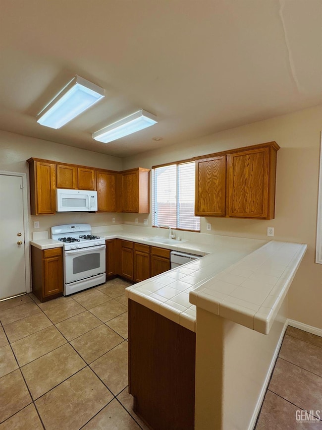 6631 Rimridge Way, Bakersfield, CA 93313 - photo 5