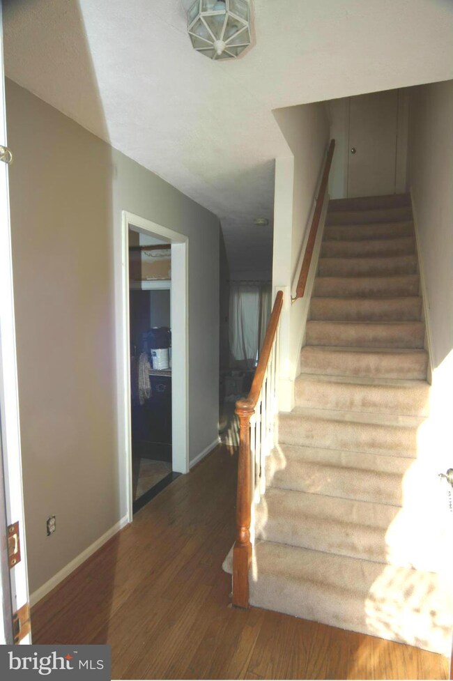 8418 Forrester Blvd unit 578, Springfield, VA 22152 - photo 2
