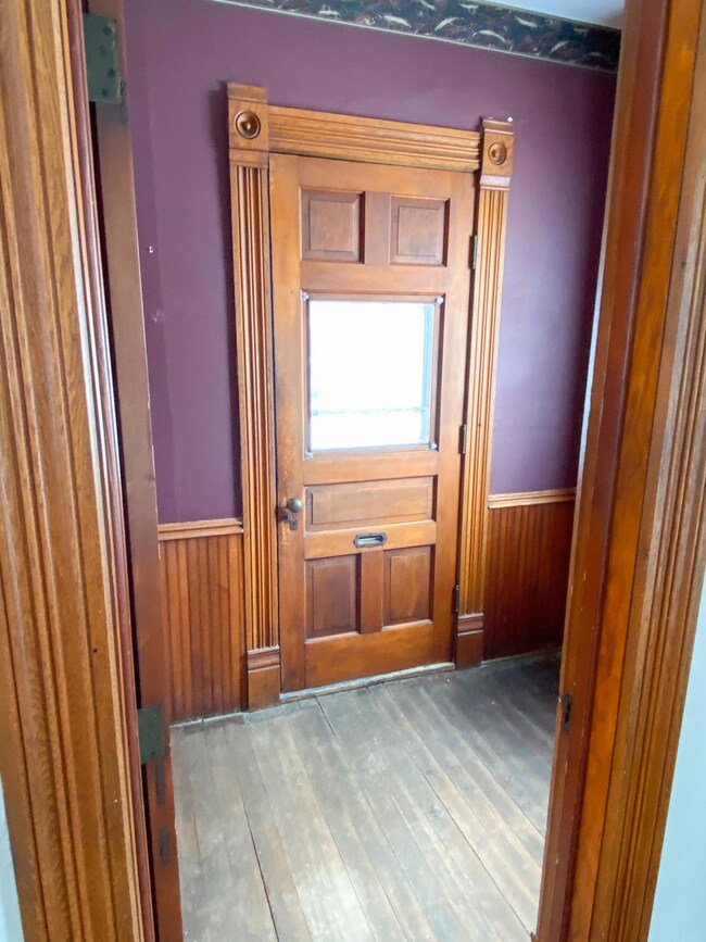 Entryway room 2