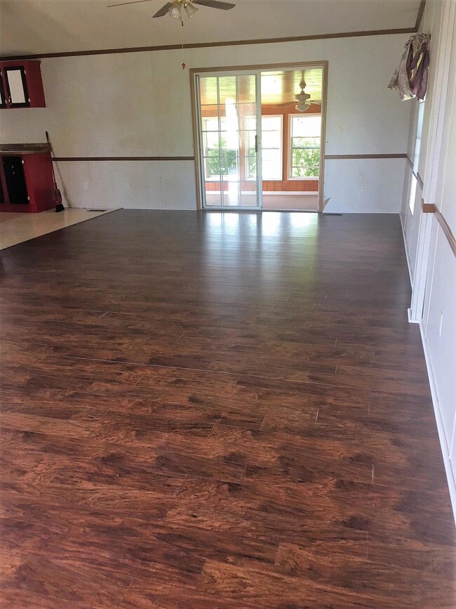 3156 Sims Rd, Shelbyville, TN 37160 - photo 5