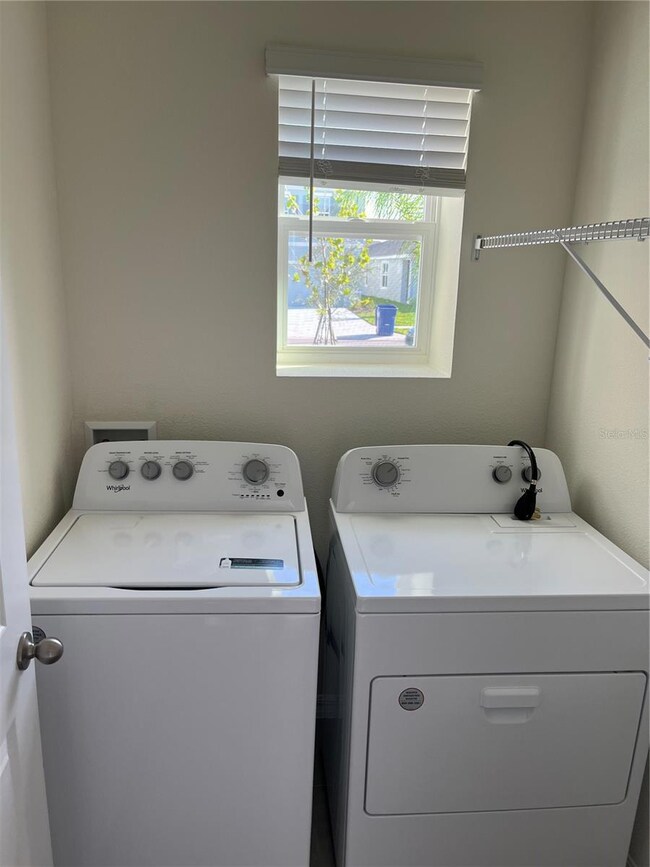 9302 Forge Breeze Loop, Wesley Chapel, FL 33545 - photo 5