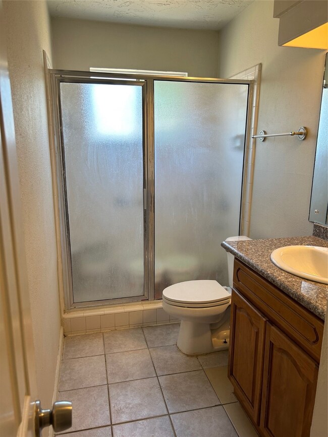 5802 Par Four Dr, Houston, TX 77088 - photo 7