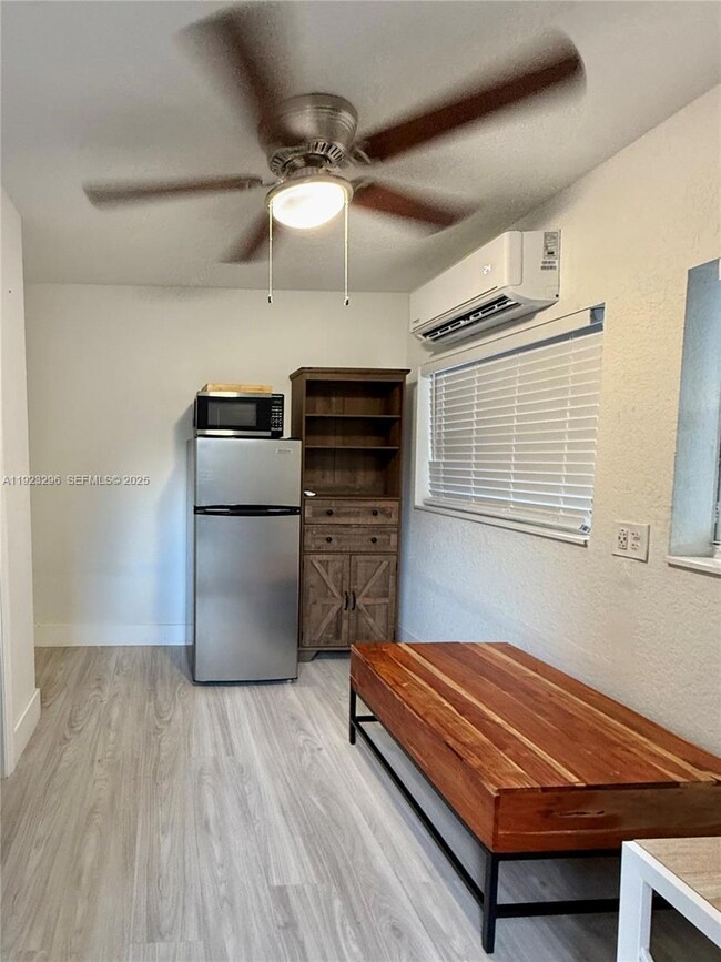 7815 NW 5th Ct unit 3, Miami, FL 33150 - photo 2
