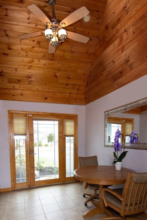 11 Maynard St, Feeding Hills, MA 01030 - photo 3