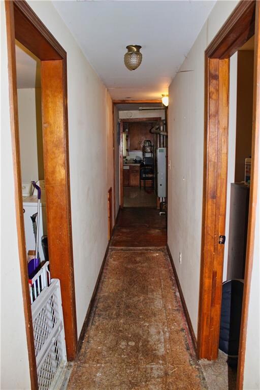 229 E Cross St, Anderson, IN 46012 - photo 5