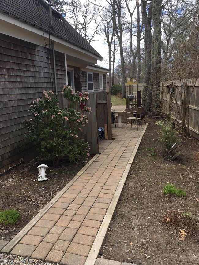 22 Deepwood Dr, East Falmouth, MA 02536 - photo 5