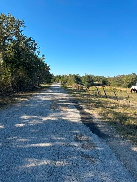 223 Houston Ave, Somerville, TX 77879 - photo 5