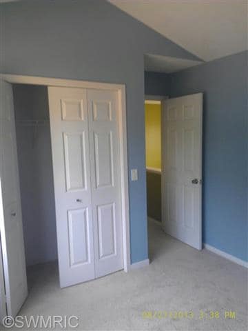 2028 Shetland Ct NE, Grand Rapids, MI 49505 - photo 6