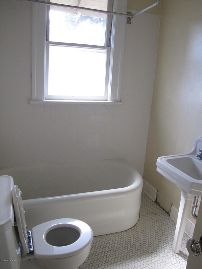 3206 Herschel St, Jacksonville, FL 32205 - photo 7