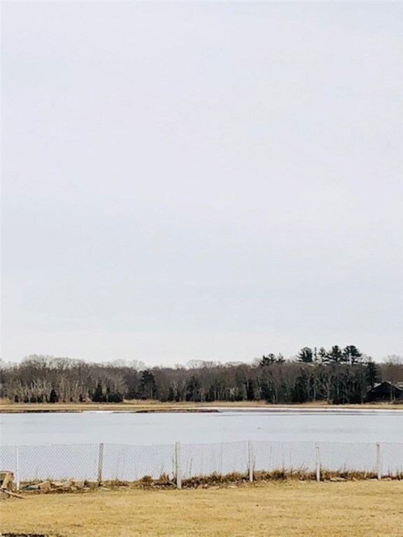 2 Munro Ave, Warren, RI 02885 - photo 6