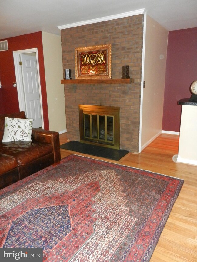 3903 Log Trail Way, Reisterstown, MD 21136 - photo 5