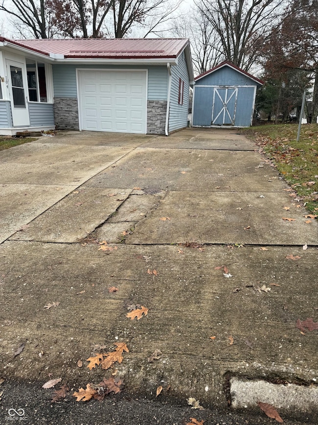 104 Quiet Ln, Oolitic, IN 47451 - photo 4