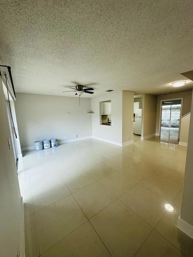 451 Cypress Way W, Palm Springs, FL 33406 - photo 2