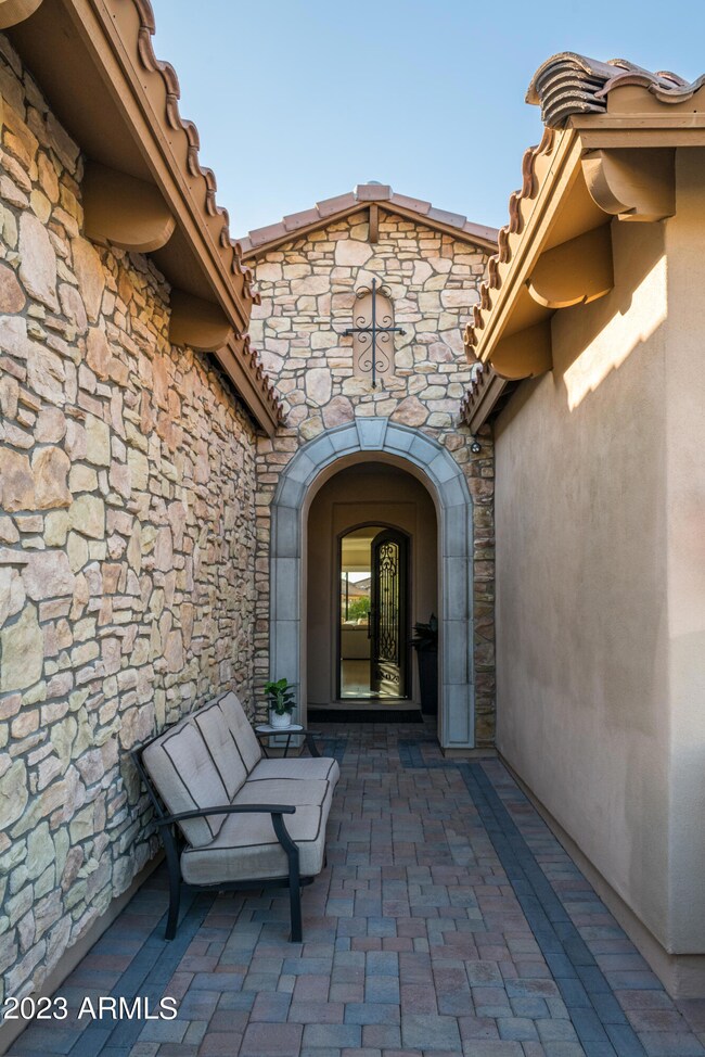 Charming Courtyard