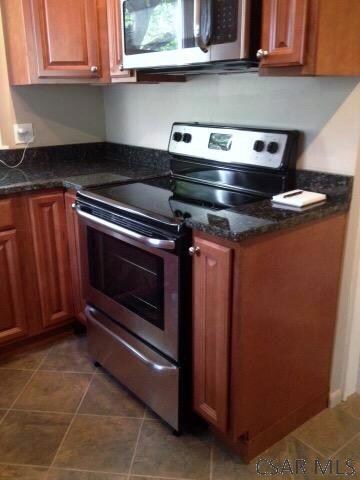 461 Clarence St, Johnstown, PA 15905 - photo 6