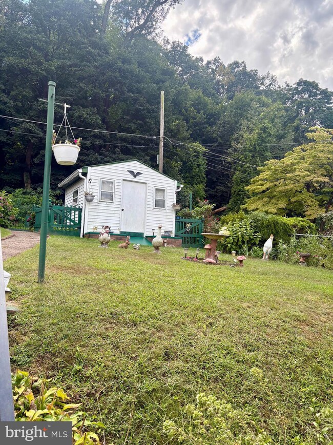 1520 Fairview St, Reading, PA 19606 - photo 7