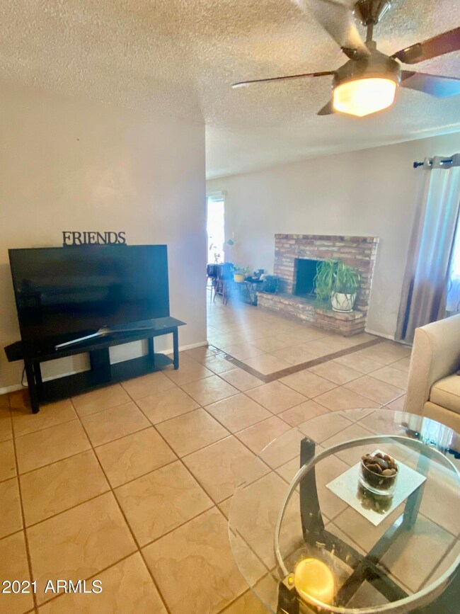 4041 W Dunlap Ave, Phoenix, AZ 85051 - photo 6