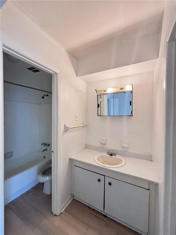 BATHROOM MASTER
