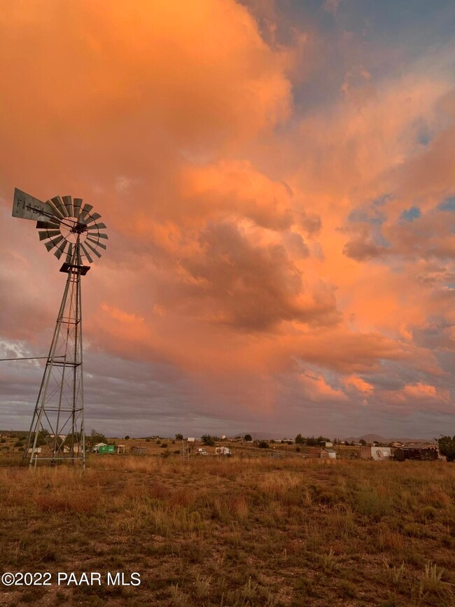 400 W Ahonen Rd Rd, Paulden, AZ 86334 - photo 3