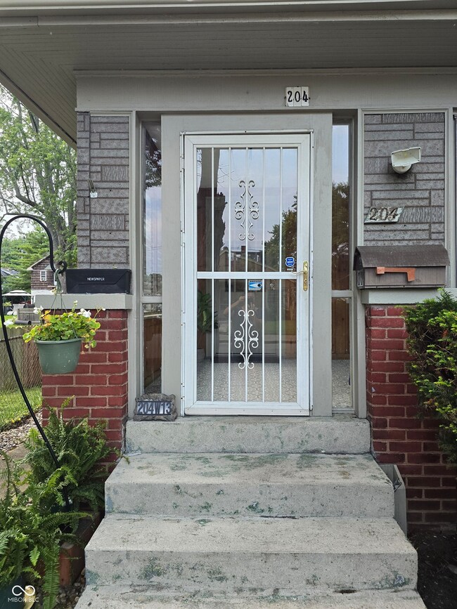 204 W 13th St, Anderson, IN 46016 - photo 4