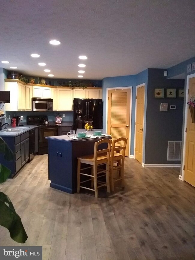 7887 Eagle View Dr, Chesapeake Beach, MD 20732 - photo 6