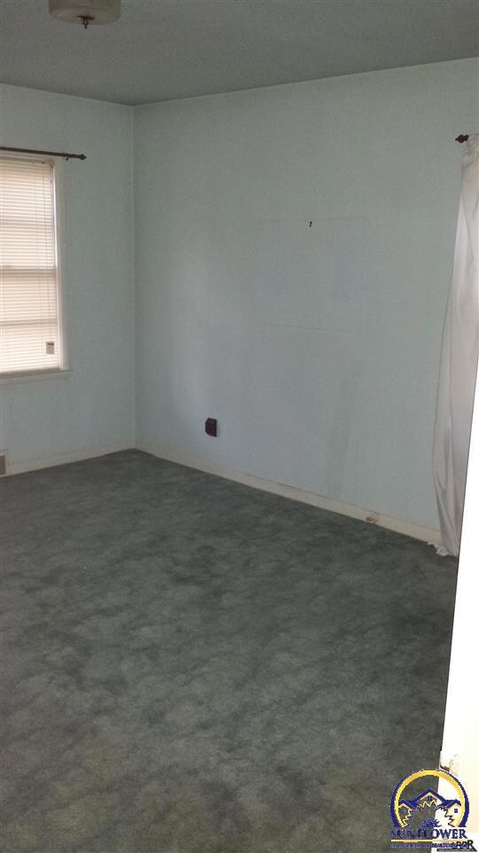 857 SW Webster Ave, Topeka, KS 66606 - photo 7
