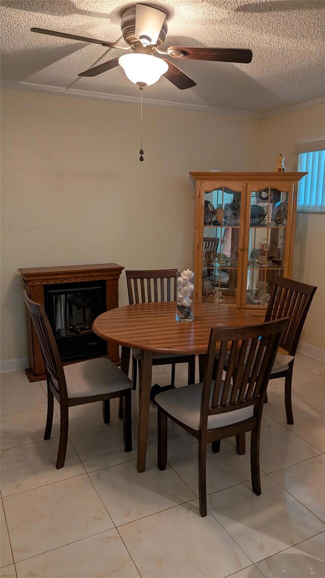 unlisted-address, Pembroke Pines, FL 33025 - photo 4