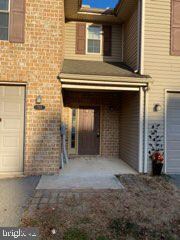 755 Bassett Dr, Chambersburg, PA 17201 - photo 2
