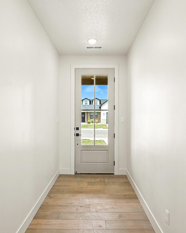 1150 Yucca-13
