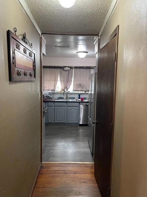 207 Olive St, Cleburne, TX 76031 - photo 7