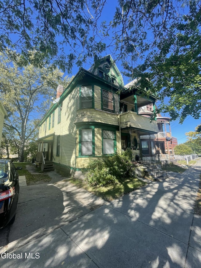 314 Georgetta Dix Plaza, Schenectady, NY 12307 - photo 4