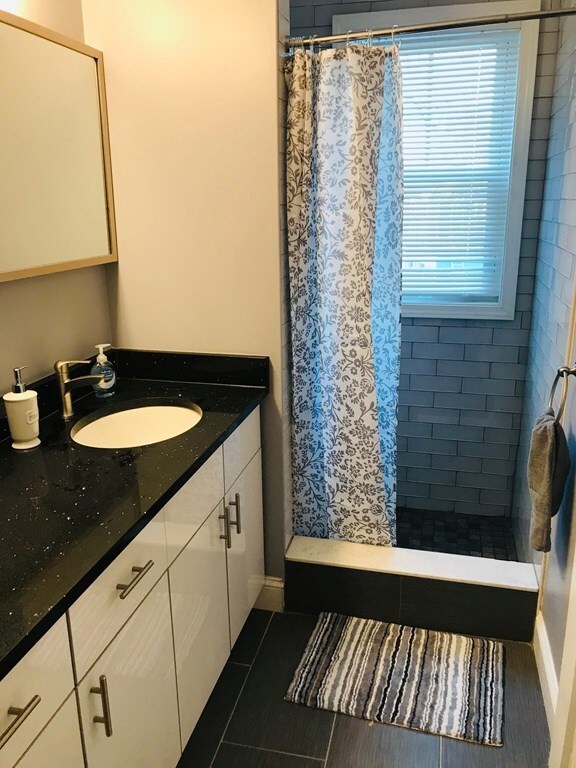 24 Mullen Ct unit 3, Newton, MA 02461 - photo 3