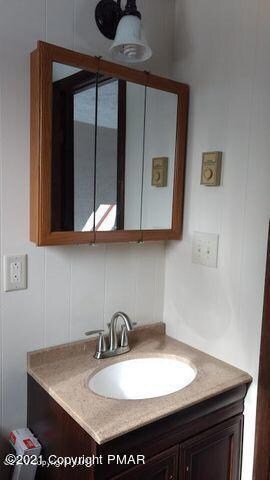 7210 Crescent Ln, Tobyhanna, PA 18466 - photo 4